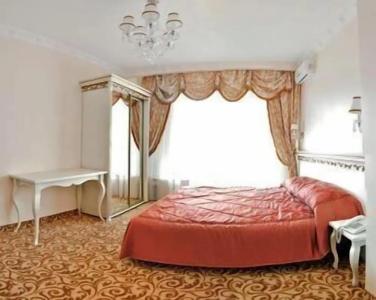Royal City - 28