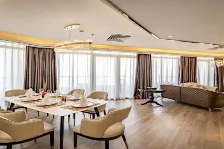 La Vela Saigon - 16