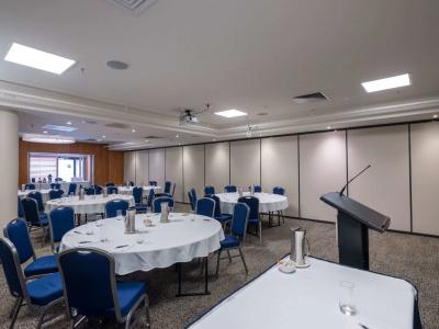 The Old Woolstore Apartment - 16