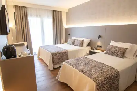 Golden Bahía de Tossa & Spa - 4