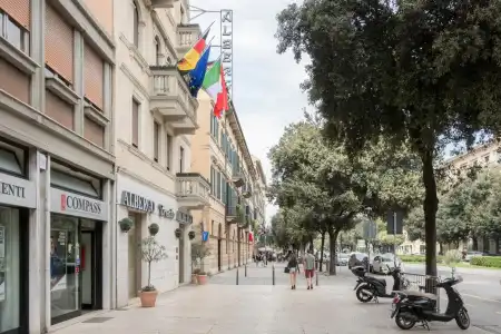 Albergo Trento - 0
