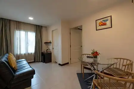37th Crescent - 59