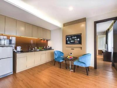 Novotel Suites Hanoi - 40