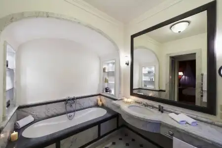QC Grand Roma - 10