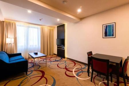 Ramada & Suites by Wyndham - 61