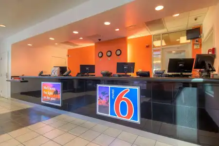 Studio 6 Suites Las Vegas, NV – Tropicana - 1