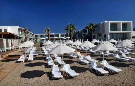 Lugga Boutique & Beach - 12