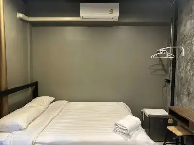 Premier Hostel - 45