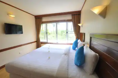 Isle Beach Resort Krabi - 2