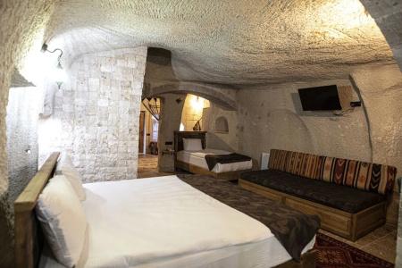 Avilla Cave - 5