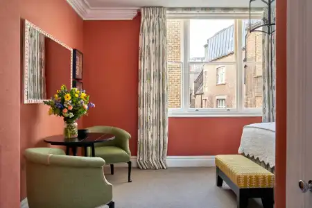 Charlotte Street, Firmdales - 33