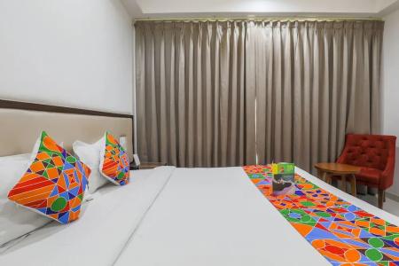 FabPrime Sapphire Inn - 24