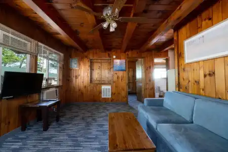 Depe Dene Lakeside Resort - 346