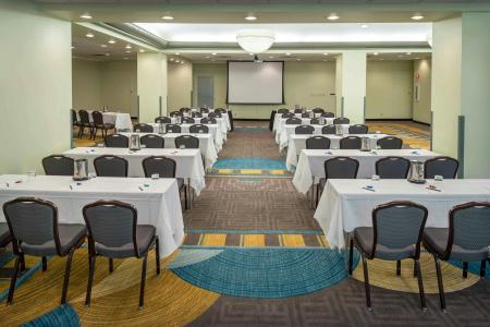 Hilton Cincinnati Netherland Plaza - 42