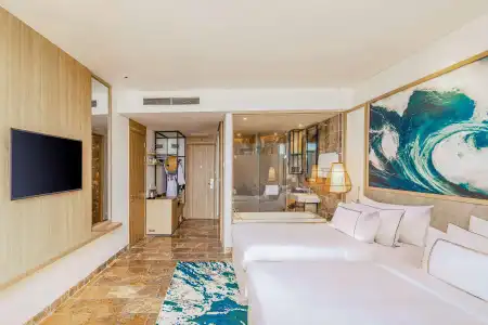 Melia Danang Beach Resort - 2