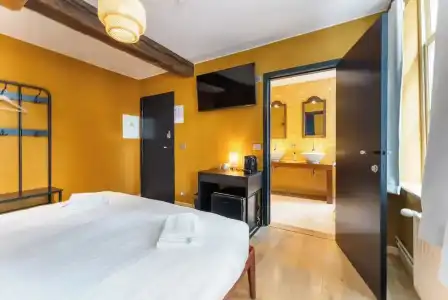 Lake Suites - 43