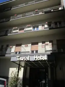 Tourist - 17