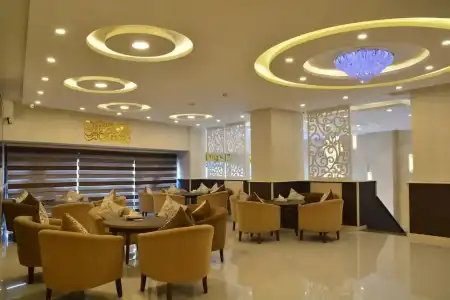 Park Plaza - 9