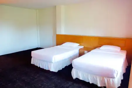 Sichang Shine Khao Resort - 86
