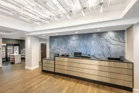 DoubleTree by Hilton Denver Cherry Creek - 30