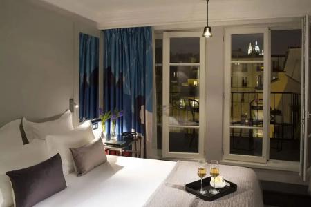 Hôtel Les Matins de Paris & Spa - 86