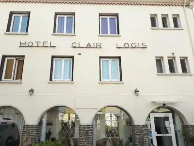 Clair Logis - 5