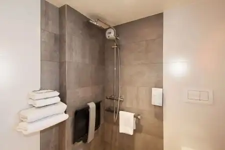 Hôtel Campanile Reims Ouest - Tinqueux - 9