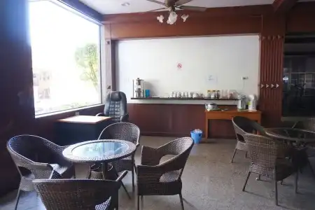 Sri Chumphon - 25