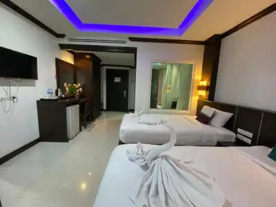 77 Patong & Spa - 135