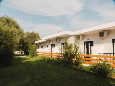 Olive Grove Suites Boutique - 60