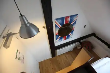 Old Kings Design Hostel - 11