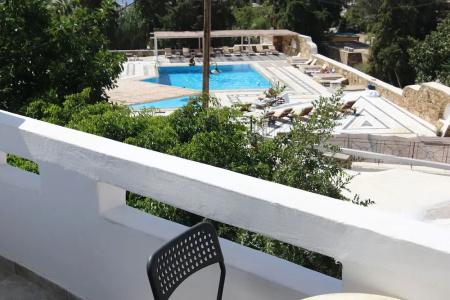 Armadoros / Ios Backpackers - 85