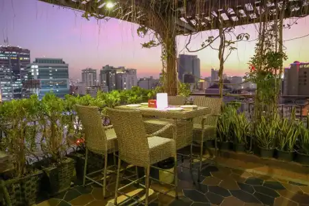 Essence-Phnom Penh - 33