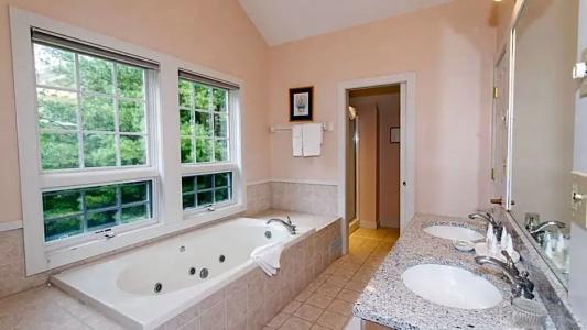 Topnotch Resort - 152