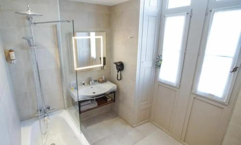 Mercure Rennes Place Bretagne - 33