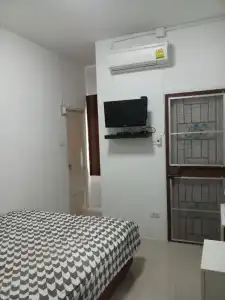 JC Guesthouse - 16