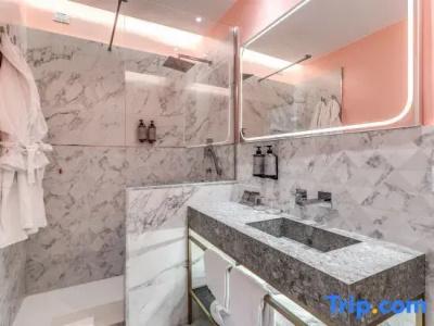 Relais Trevi 95 Boutique - 99