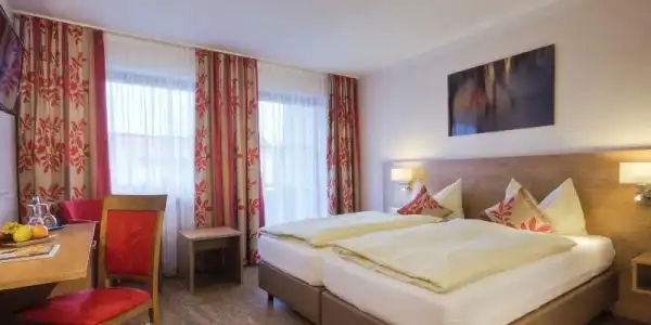 Ströbinger Hof - Therme Wellness Resort - 56