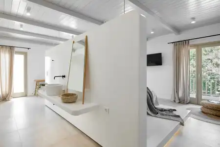 Arco Solium Suites - 105