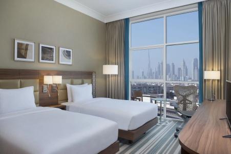 Hilton Garden Inn Dubai Jumeirah - 8