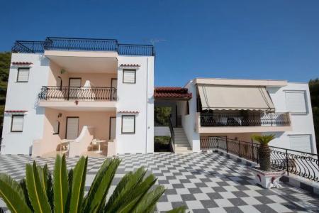 Pefkides Aegina Boutique Apartments - 27