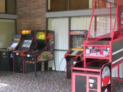 Ramada Lansing and Conference Center - 13