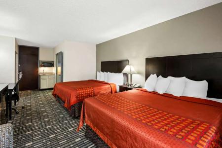 SureStay Plus by Best Western Lubbock Medical Center - 32