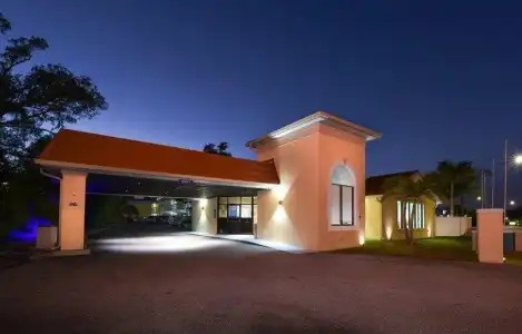 Golden Host Resort - Sarasota - 20