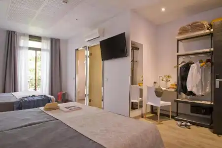 Hostal Benidorm - 38