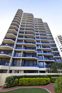 Surf Regency Apartments - 0