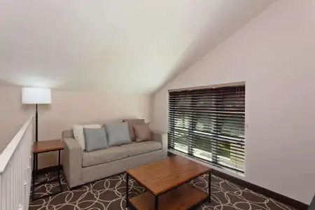 Hilton Garden Inn Marina Del Rey - 85