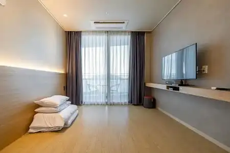 Ocean Soleview - 57
