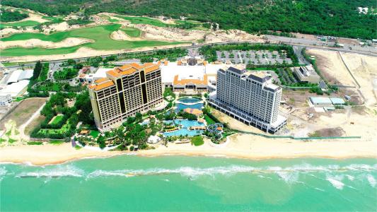 Holiday Inn Resort Ho Tram Beach by IHG - 32
