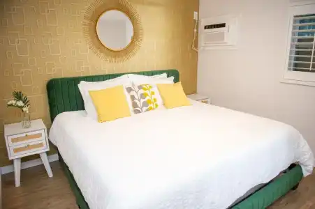 Sunburst Inn- Indian Shores Beach - 50